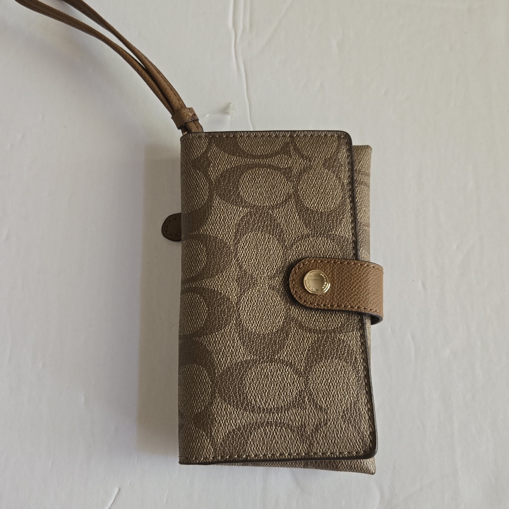 Coach Elegant Tan Classic Patterned Wristlet